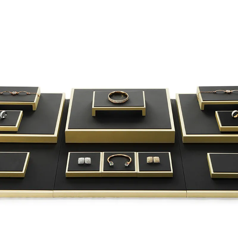 Jewelry Display Stand Set Black Color & PuLeather Fabric Material DS165-g
